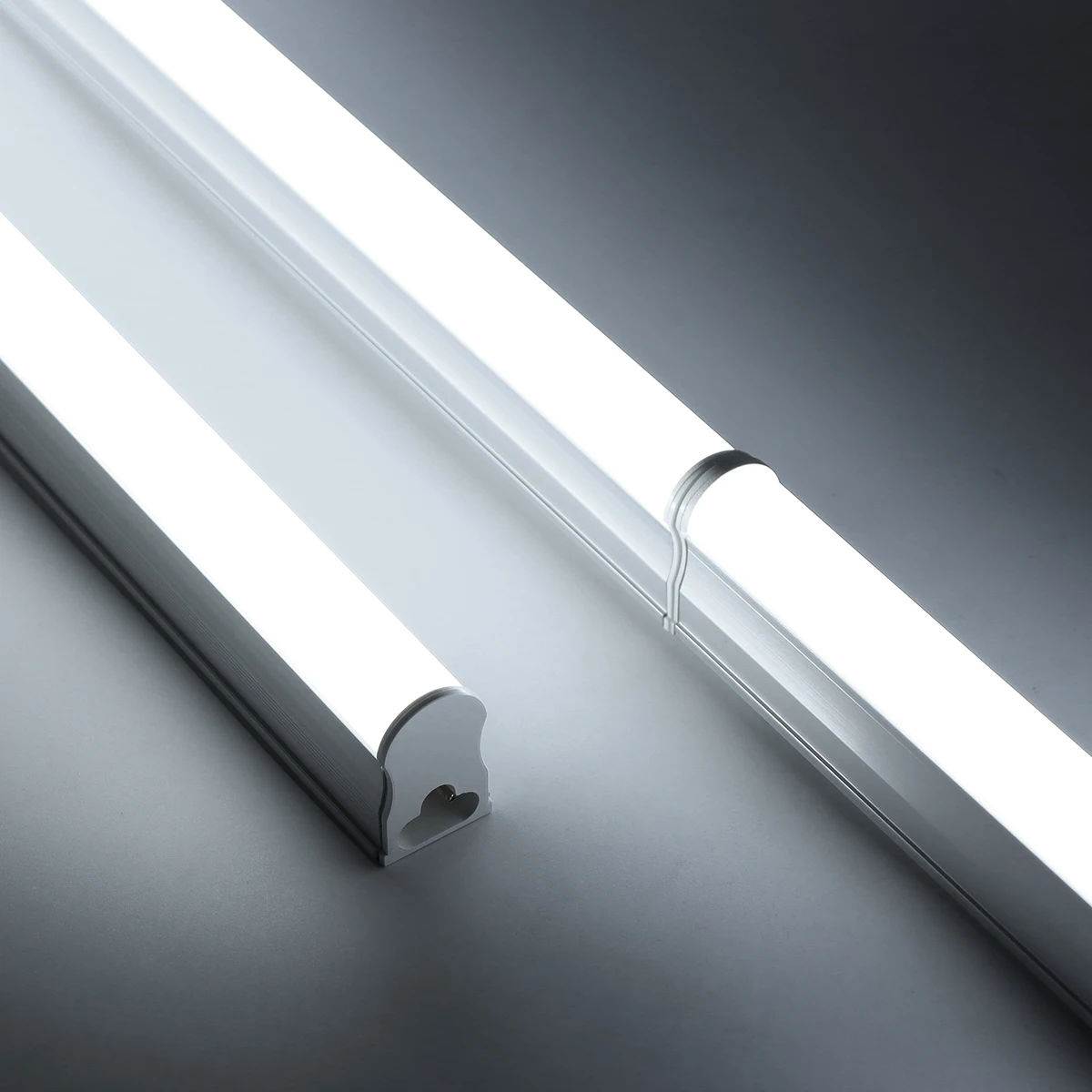 S1fa5b26429524986ac1fc1c2974c7666i.webp 1-6PCS 220V EU Power Plug Under Cabinet Light T5 LED Tube Lamp 50cm Home Lighting Fluorescent Lamp With Push Button Switch - Image 1